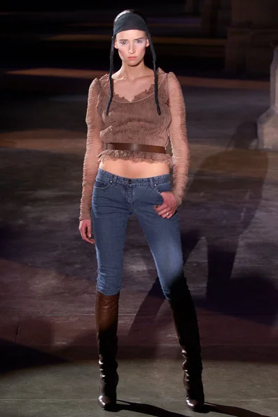 Look 9